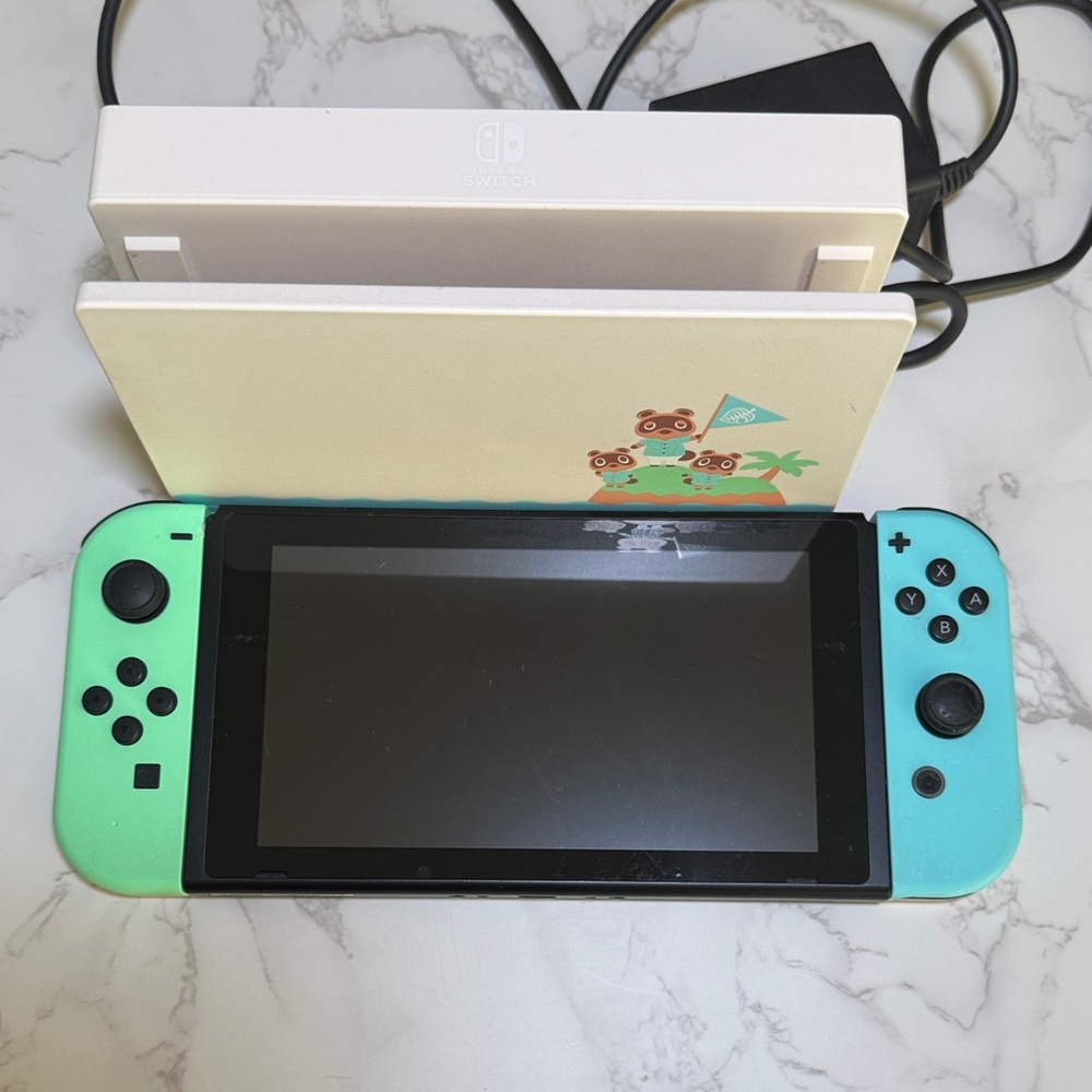 Nintendo Switch Console Animal Crossing Edition - Picture 1 of 15